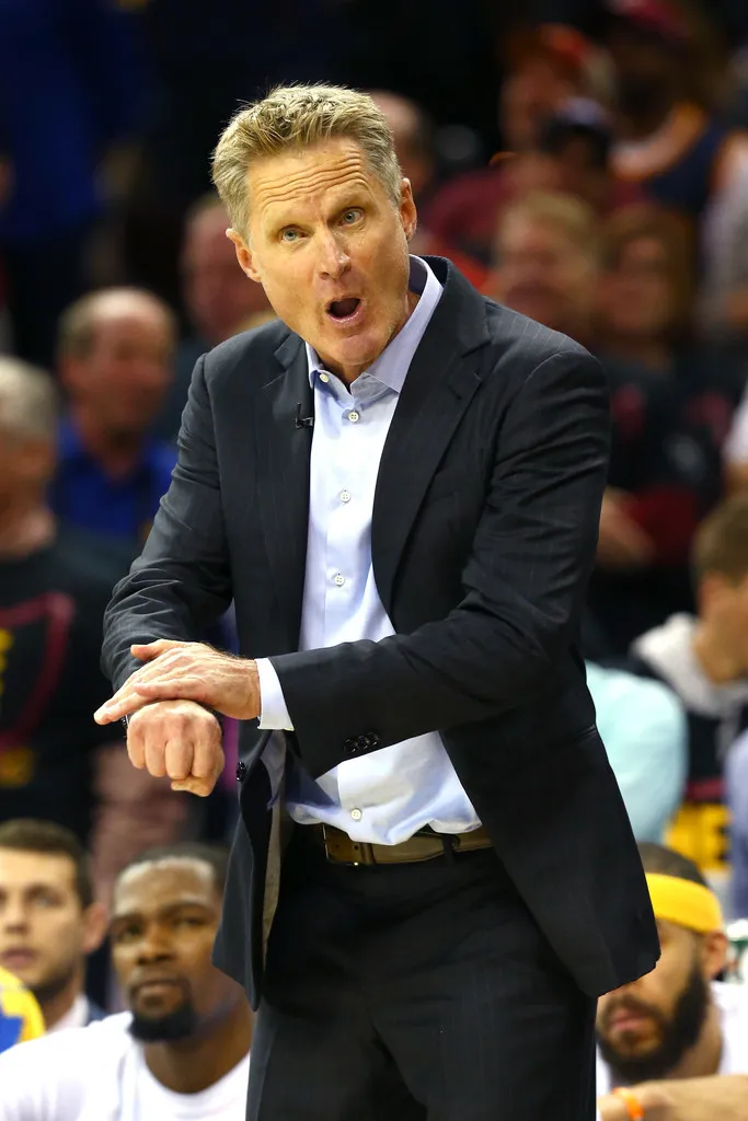 Vì… Tổng thống Trump, Warriors vẫn chưa thăm Nhà trắng ảnh 1