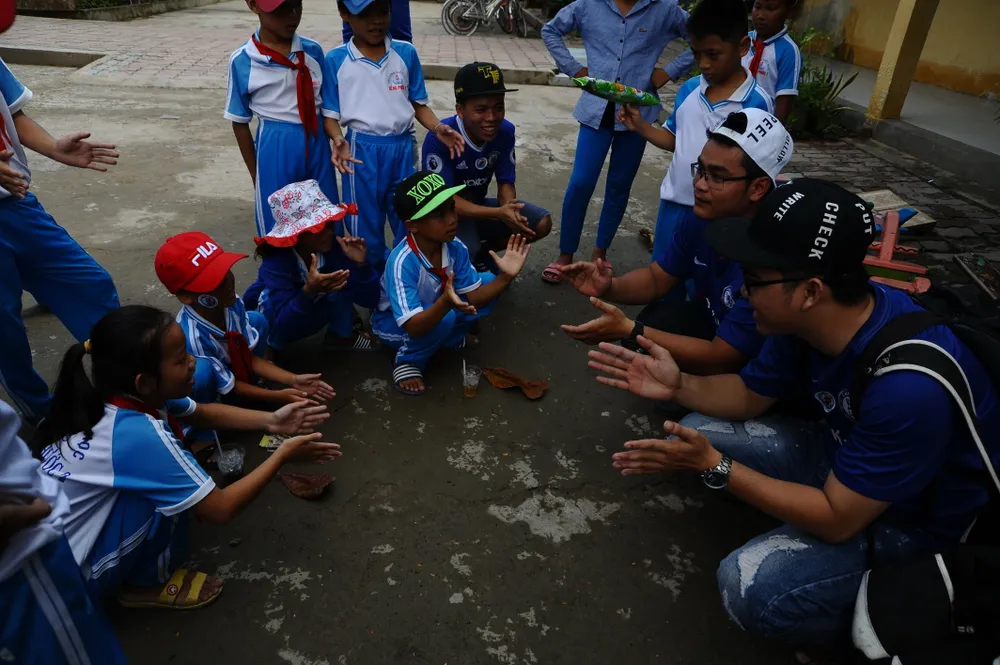 Fan Chelsea ở TPHCM và chương trình thiện nguyện ý nghĩa “Thắp sáng lửa Xanh” ảnh 5