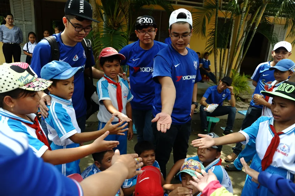 Fan Chelsea ở TPHCM và chương trình thiện nguyện ý nghĩa “Thắp sáng lửa Xanh” ảnh 7