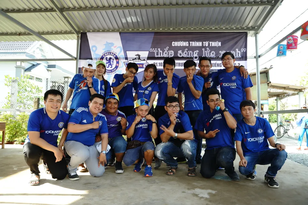Fan Chelsea ở TPHCM và chương trình thiện nguyện ý nghĩa “Thắp sáng lửa Xanh” ảnh 16