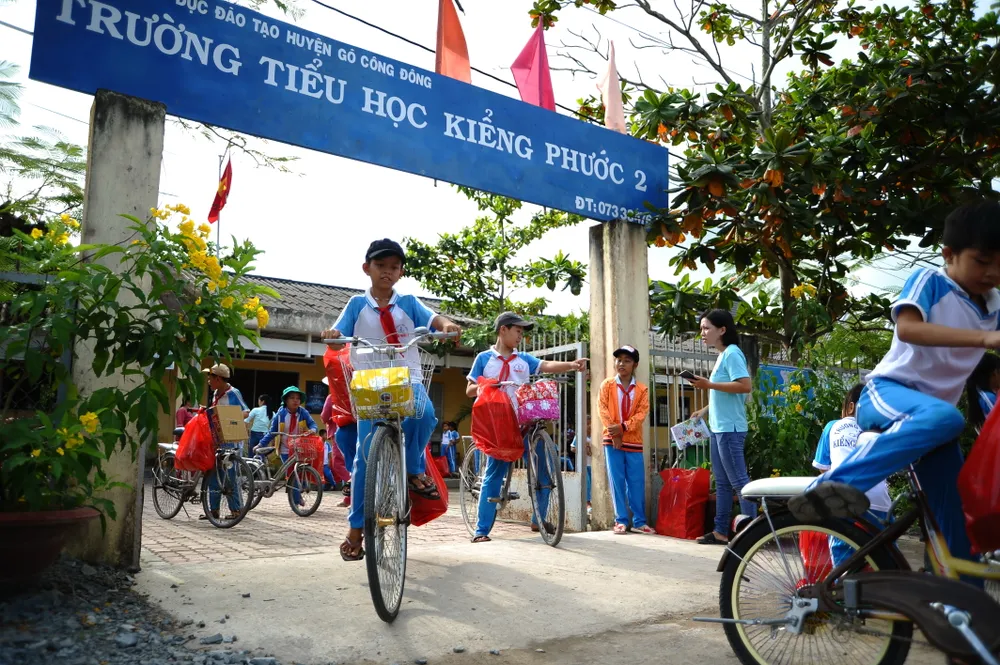 Fan Chelsea ở TPHCM và chương trình thiện nguyện ý nghĩa “Thắp sáng lửa Xanh” ảnh 15