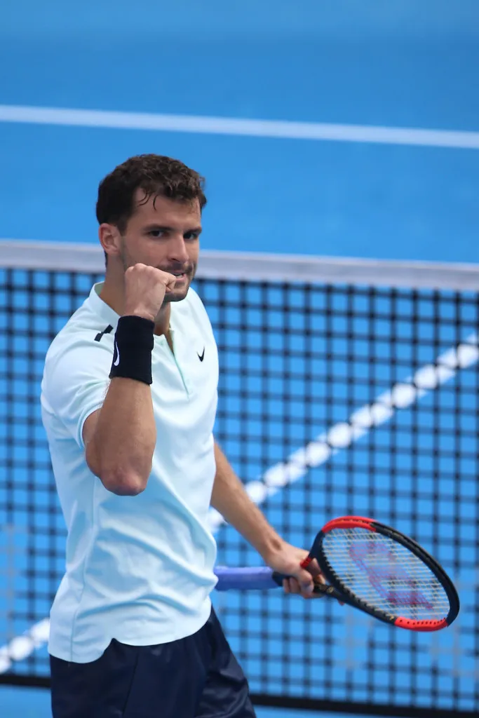 “Nhà vua ATP” hạ gục “Tể tướng giao bóng” ảnh 3