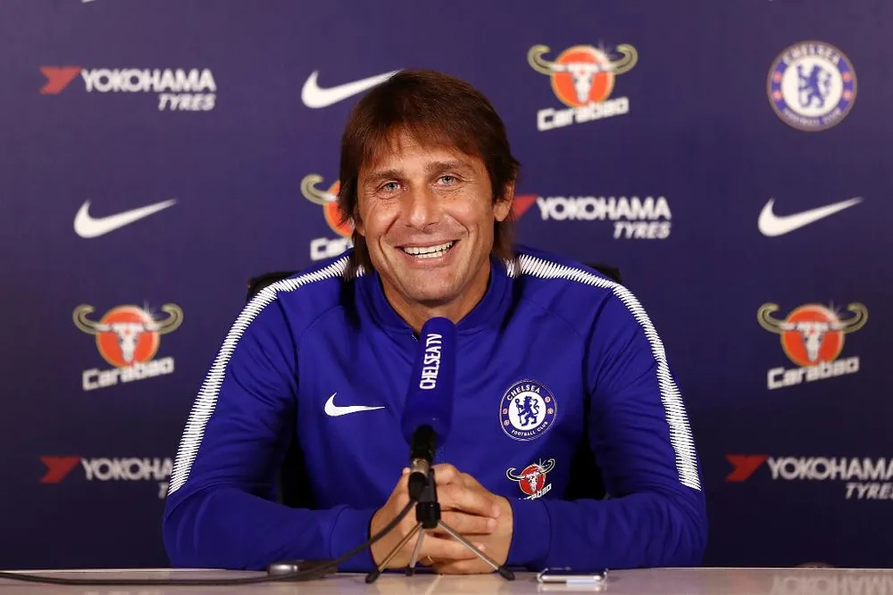 Antonio Conte - Sẽ đẩy David Luiz lên đá tiền vệ ảnh 1