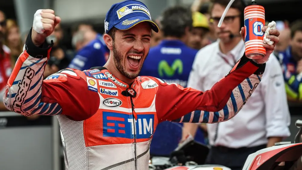 Andrea Dovizioso giành chiến thắng thứ 5 trong mùa