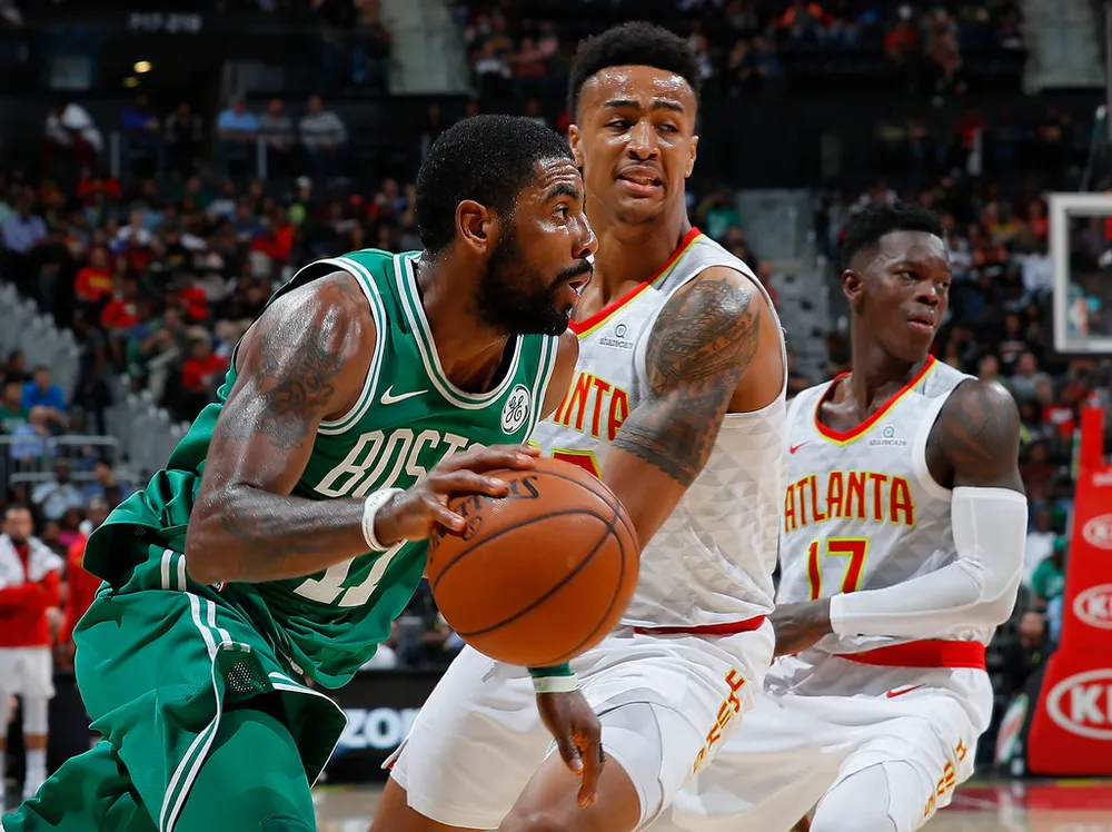 Bóng rổ NBA - Booker đạt cột mốc 3.000 điểm ảnh 1