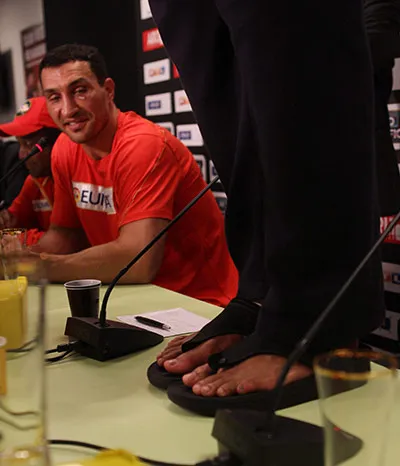 Haye “ôi ngón chân” lại dính chấn thương kỳ quái! ảnh 2