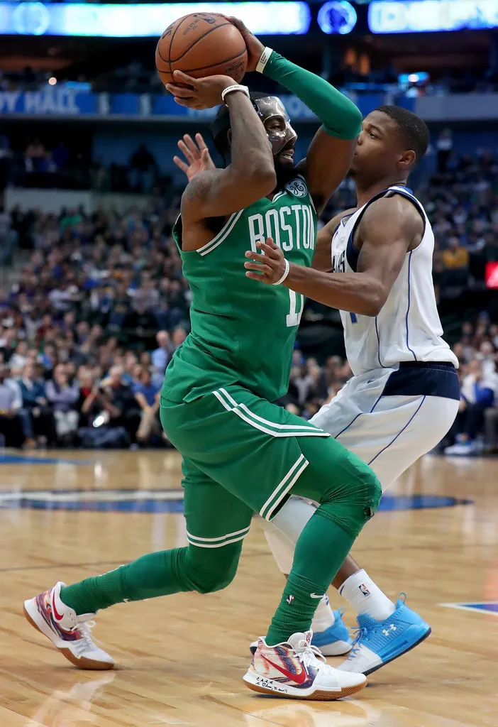 Cavs thắng trận thứ 5, Celtics thắng trận thứ 16 liên tiếp ảnh 1