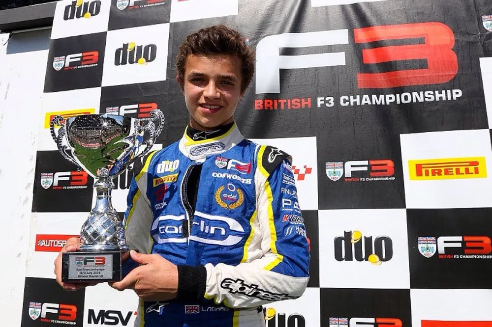 Autosport Awards 2017 - Hamilton và Marquez là 2 nhân vật chính ảnh 4