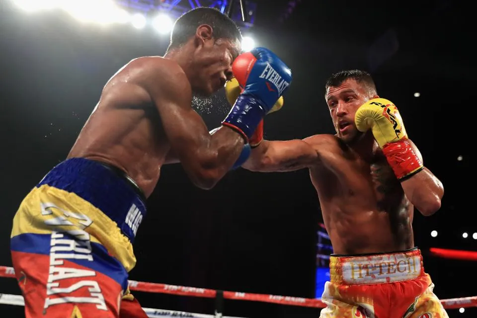 Quyền Anh - Hai nhà vô địch Olympic so găng trên sàn đài chuyên nghiệp ảnh 2