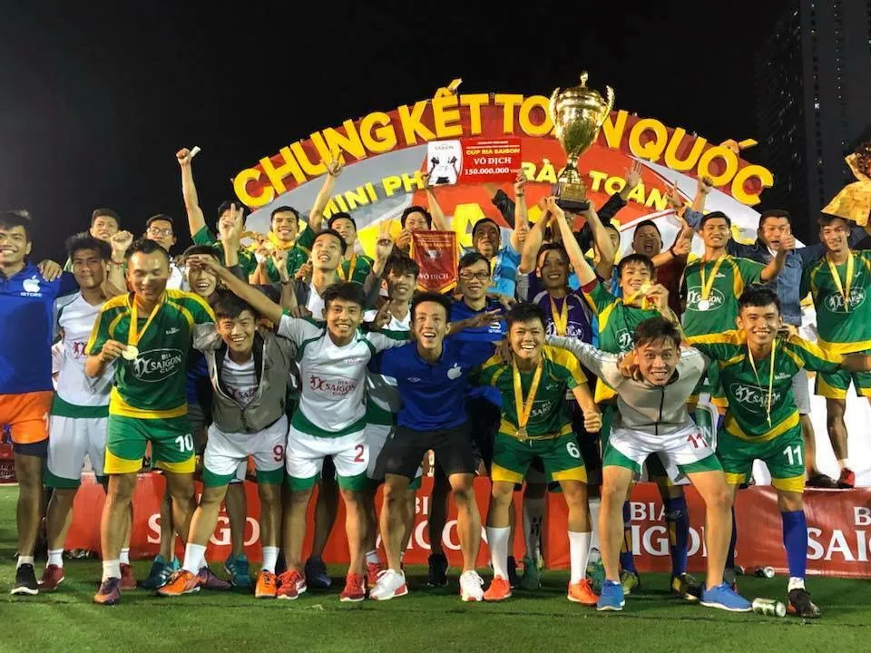 Chuyện làng phủi - “Cặp đôi hoàn hảo” trong cabin bóng đá phong trào ảnh 2