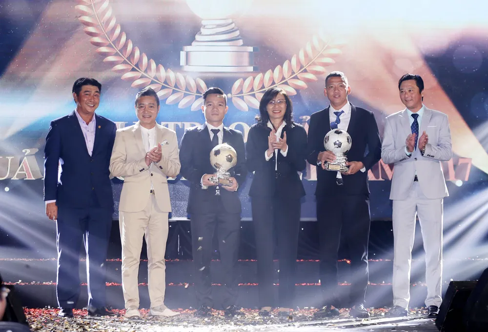 Gala trao giải Quả bóng Vàng 2017 - Đêm giữ lửa! ảnh 1