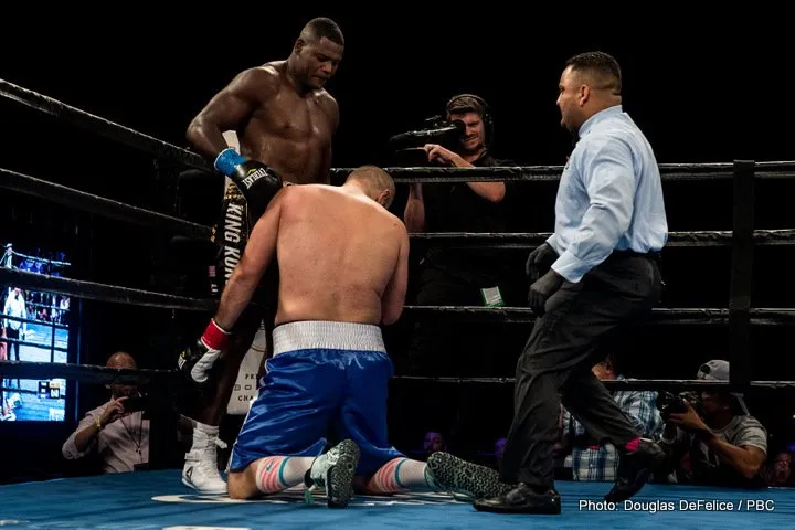 Quyền Anh: Khi Wilder “bất khả chiến bại” đụng Ortiz “chưa từng thất thủ” ảnh 2