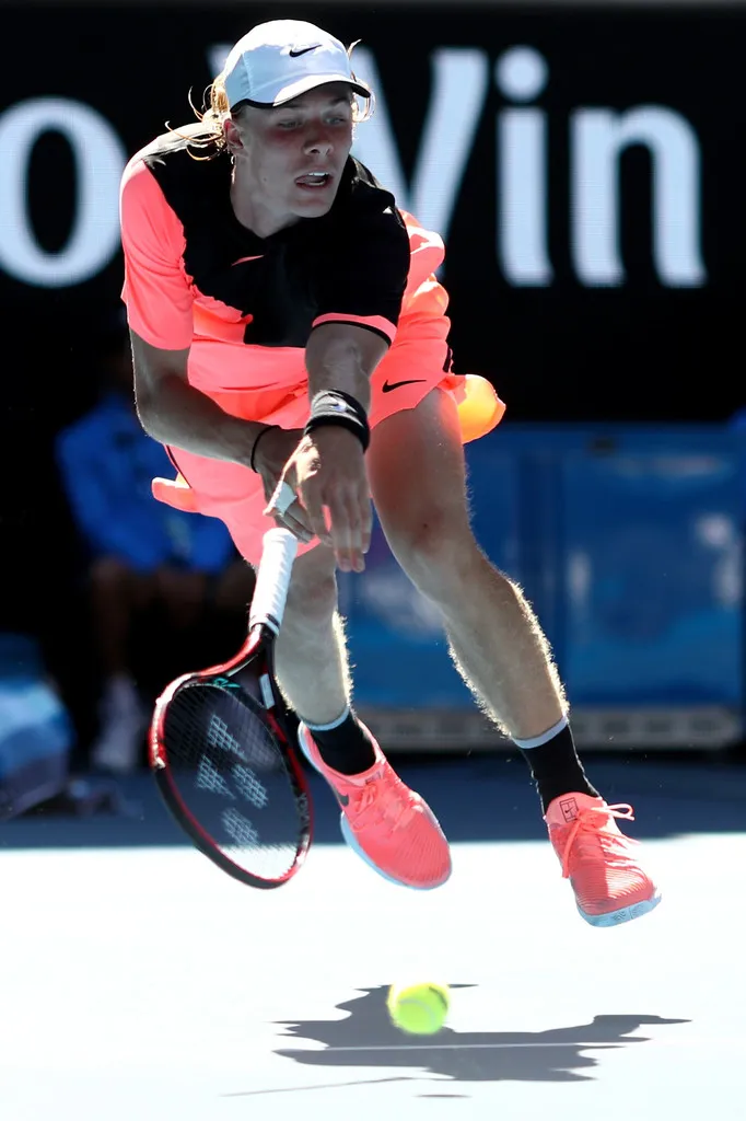 Australian Open 2018: Nadal chật vật thắng Mayer, Wozniacki thoát hiểm ảnh 3