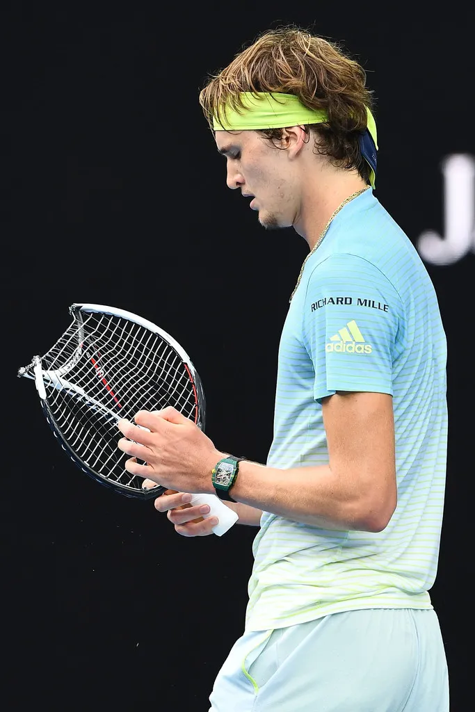 Australian Open 2018: Sharapova thua thảm Kerber, “đệ tứ kiếm” Zverev thua “soái ca Hàn Quốc“ ảnh 2