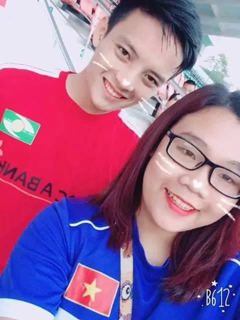 Fan cuồng U23 Việt Nam viết đơn xin nghỉ học để đi cổ vũ đội nhà ảnh 2