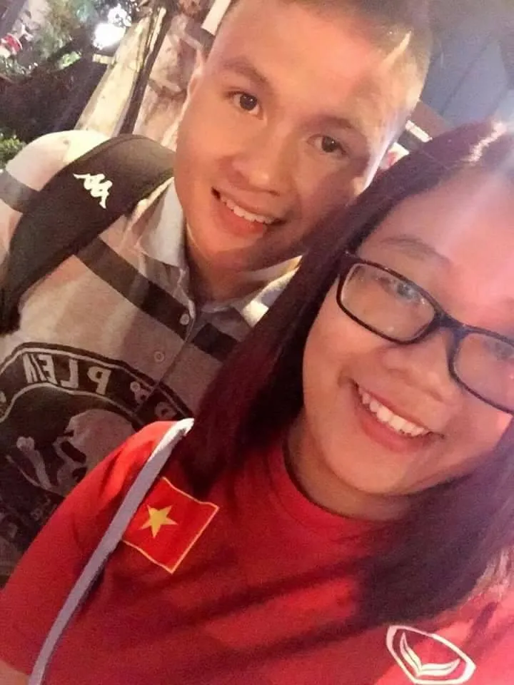 Fan cuồng U23 Việt Nam viết đơn xin nghỉ học để đi cổ vũ đội nhà ảnh 3