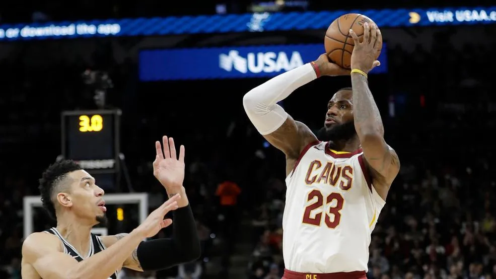 LeBron James và pha ghi điểm đi vào lịch sử