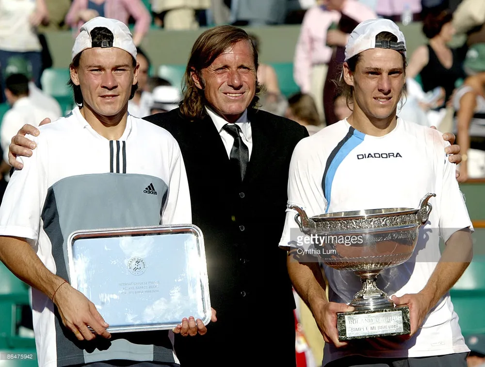 “Federer không biết đánh trái tay, không bao giờ là số 1 thế giới”, Gaston Gaudio từng nói như vậy ảnh 1