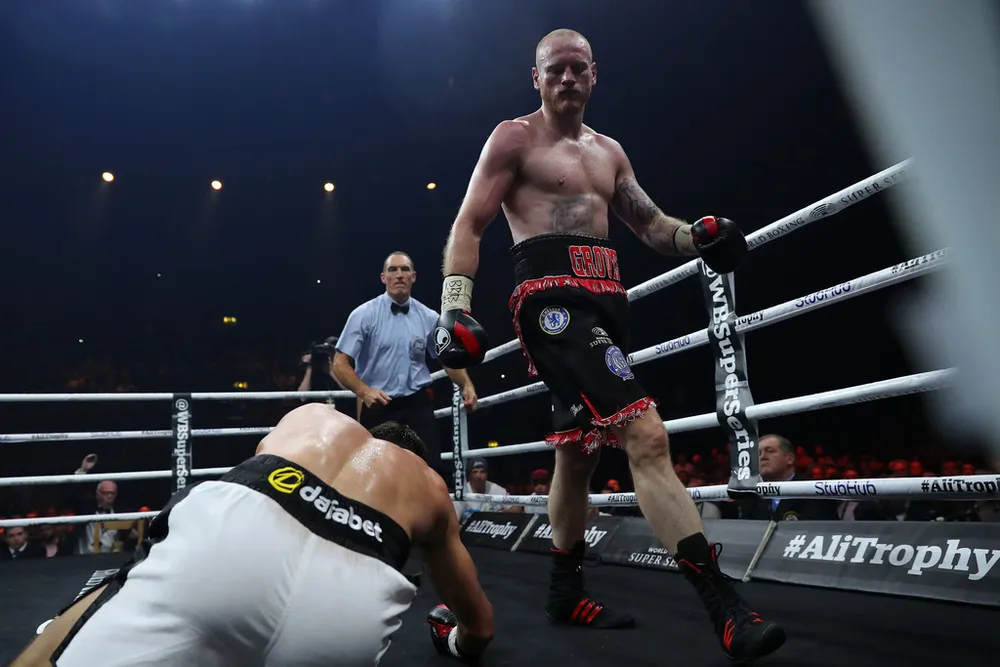 Quyền Anh: Khi Fan cuồng Chelsea đụng Fan mê Man United ảnh 2