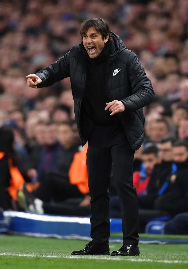 Chelsea – Barcelona 1-1: Willian tỏa sáng, Messi gặp may ảnh 2