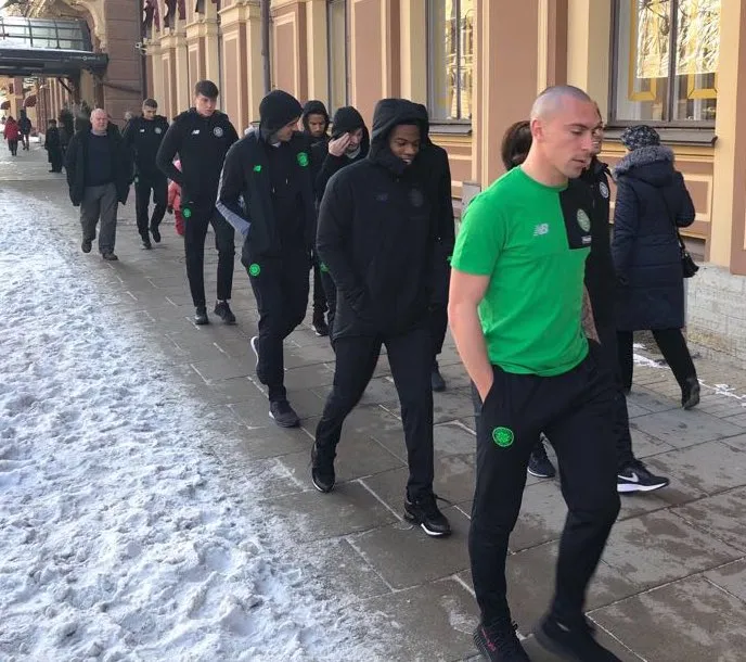 Scott Brown: Chiến binh người Celt lần thứ 2 giã từ tuyển Scotland ảnh 3