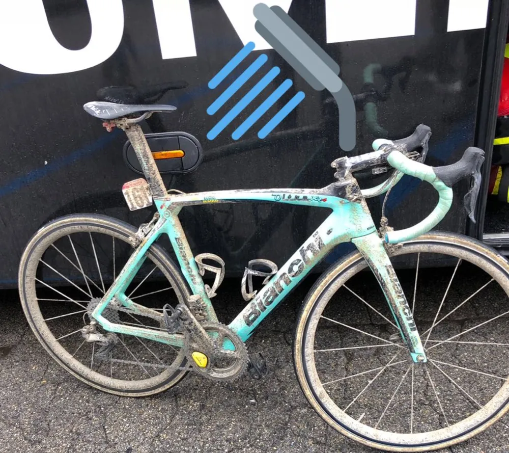 Xe đạp: Kinh hoàng đường đua ở Strade Bianchi ảnh 6