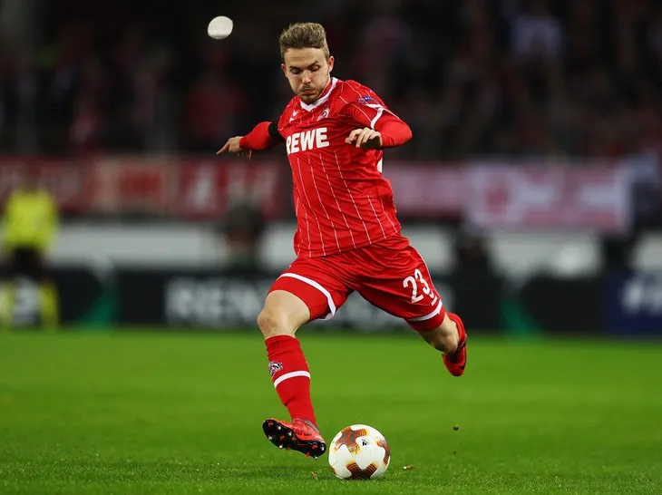 Đổi 7 kiểu áo trong mùa, FC Cologne vẫn xếp bét bảng Bundesliga ảnh 4