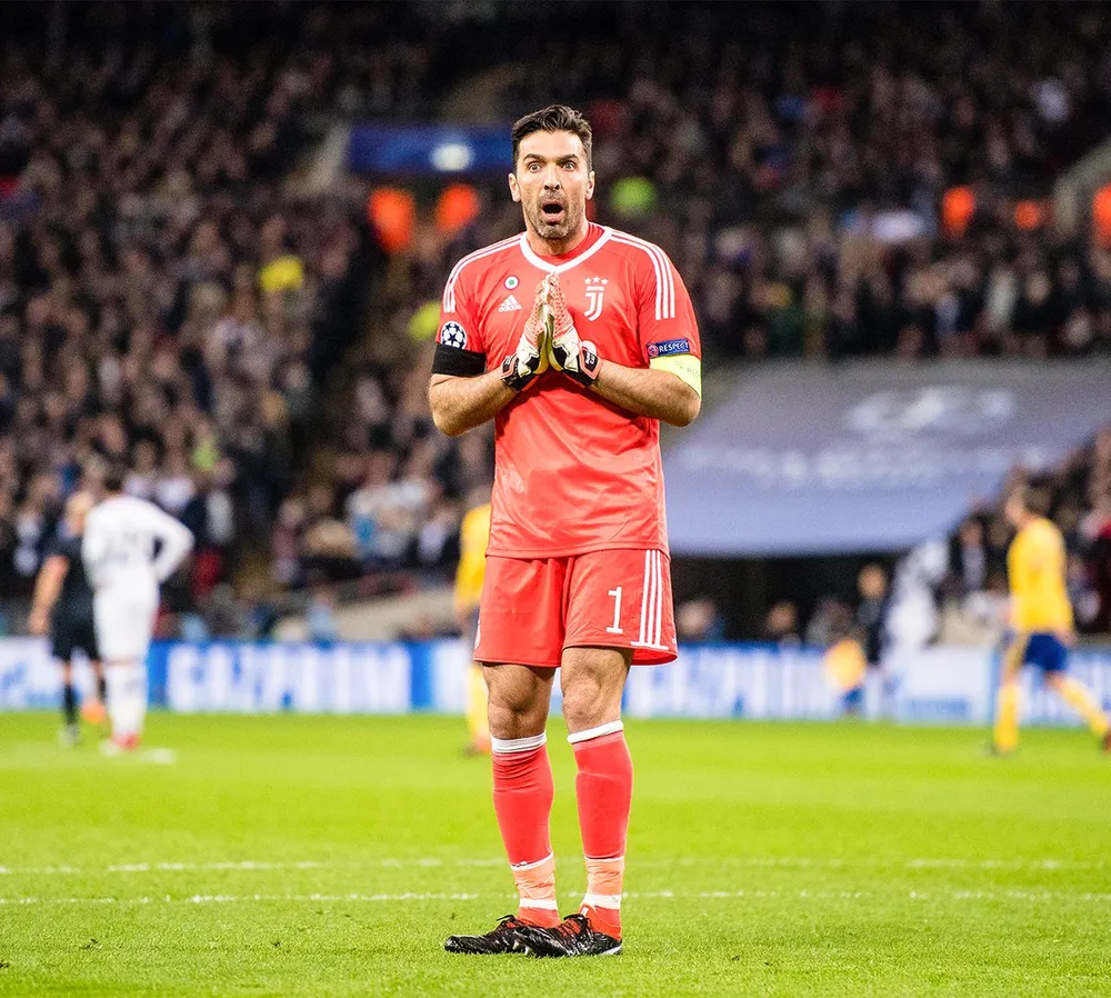 Góc tiếu ngạo: Juve quá “già giơ”, Tottenham vẫn còn “non và xanh lắm” ảnh 3