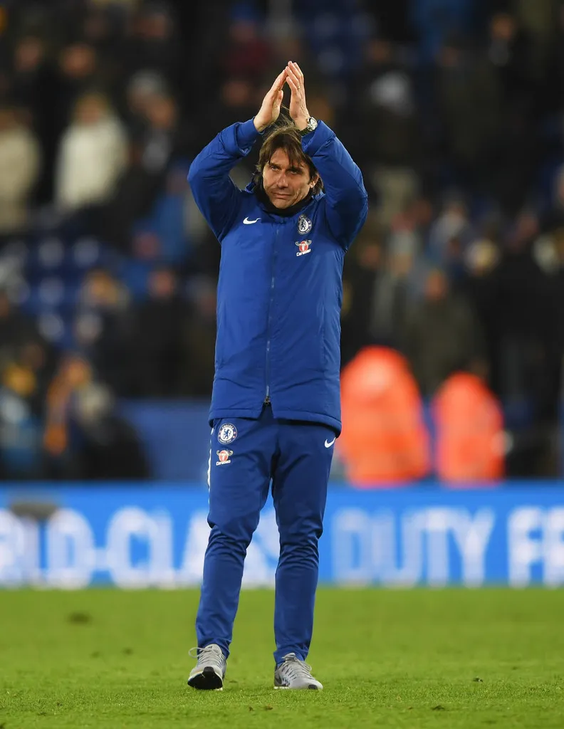 Chelsea đại chiến Tottenham: Thành London màu Xanh ảnh 3