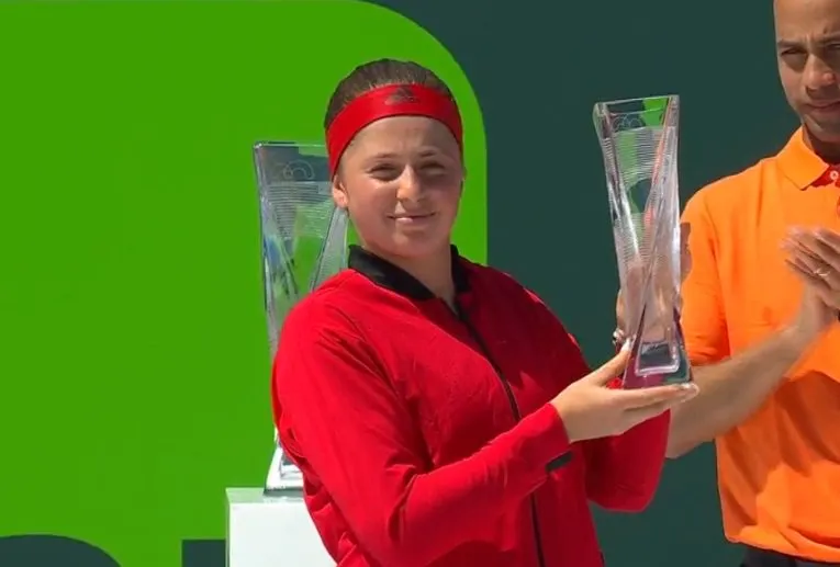 Miami Open 2018: Toàn thắng trận chung kết thứ 6, Stephens lên ngôi “Nữ hoàng“ ảnh 1