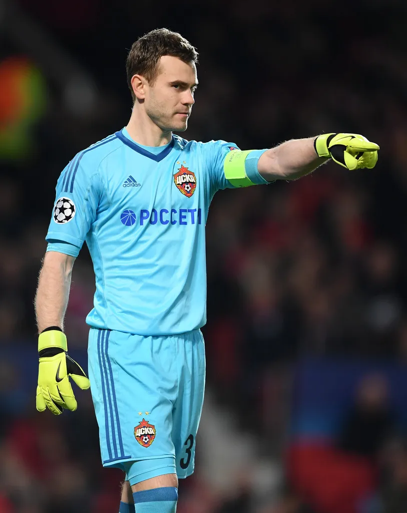 Europa League: Bộ ba 108 tuổi đại chiến Wenger, hay Akinfeev tái ngộ Pháo thủ ảnh 3