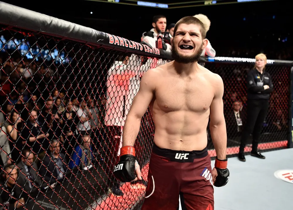 Khabib Nurmagomedov - võ sĩ Nga thành danh trên đất Mỹ