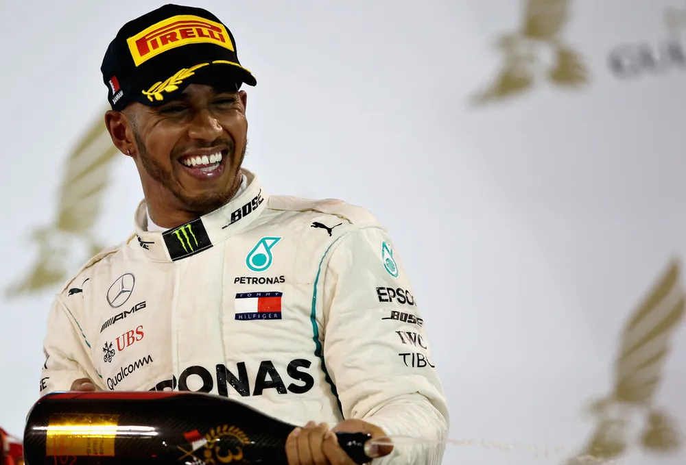 Đua xe F1: Vettel thắng chặng thứ 200, Hamilton chửi mắng Verstappen ảnh 3