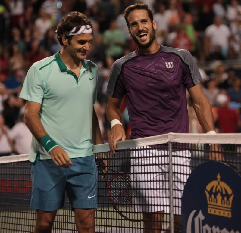 Mùa giải sân đất nện: Lopez muốn Federer tôn trọng giải Tour, Kyrgios sợ bẩn ảnh 1