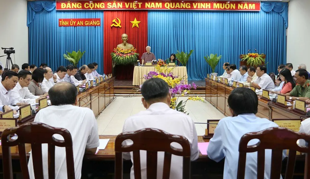 Tổng Bí thư Nguyễn Phú Trọng làm việc với tỉnh An Giang  ảnh 2