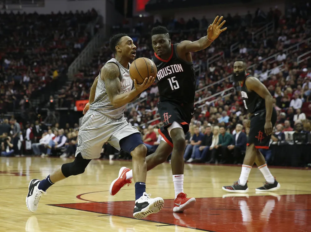 NBA 2017-2018: Harden và Capela truyền cảm hứng, Rockets dẫn Timberwolves 1-0 ảnh 1