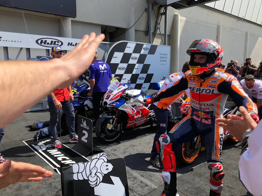 Đua xe mô tô: Dovizioso “đo đường”, Marquez thắng chặng thứ 3 liên tiếp ảnh 4