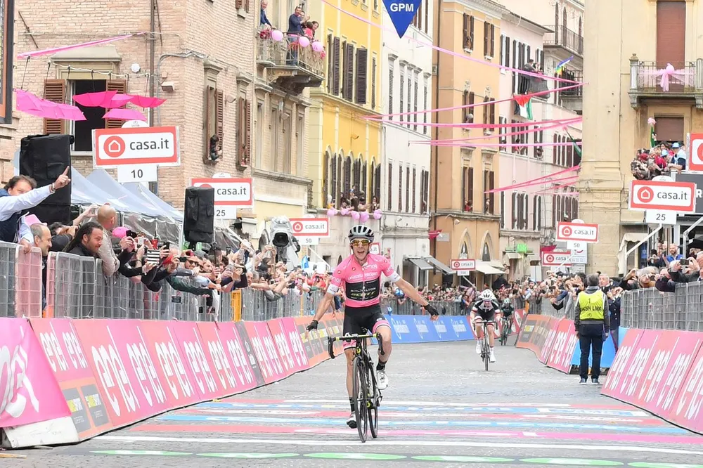 Giro d’Italia 2018: Simon, Dumoulin và Froome – đêm trước đại chiến ảnh 1
