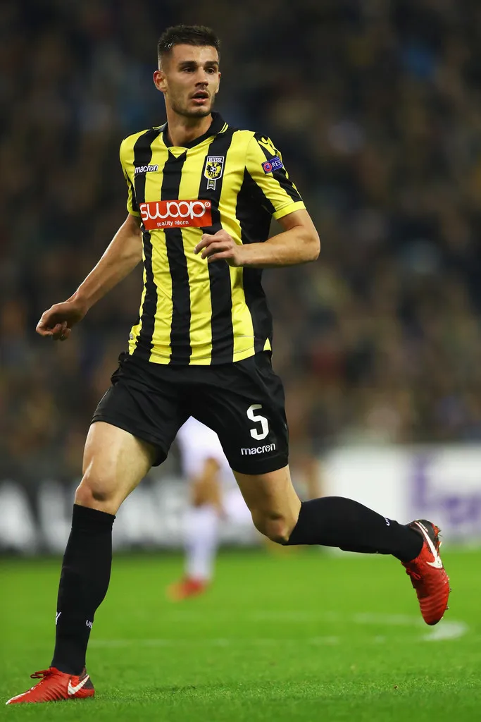 Biệt đội “đánh thuê” của Chelsea ảnh 2