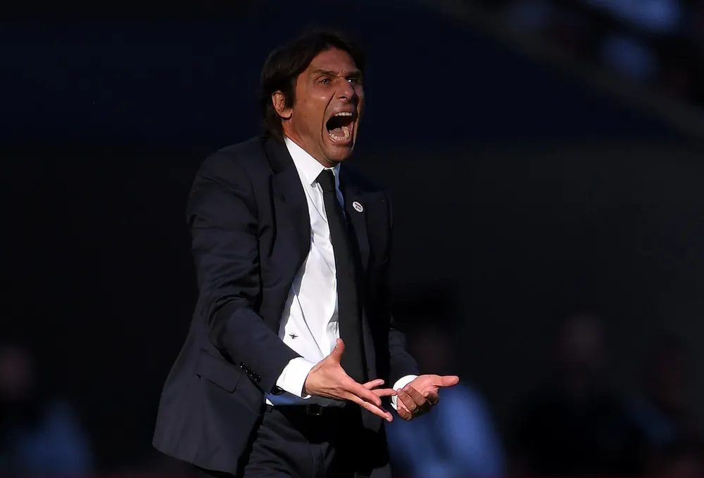 Antonio Conte đã trở thành "quá khứ"
