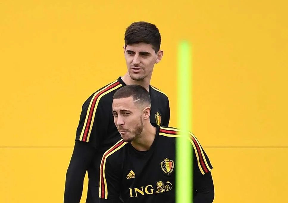 Eden Hazard và Thibaut Courtois