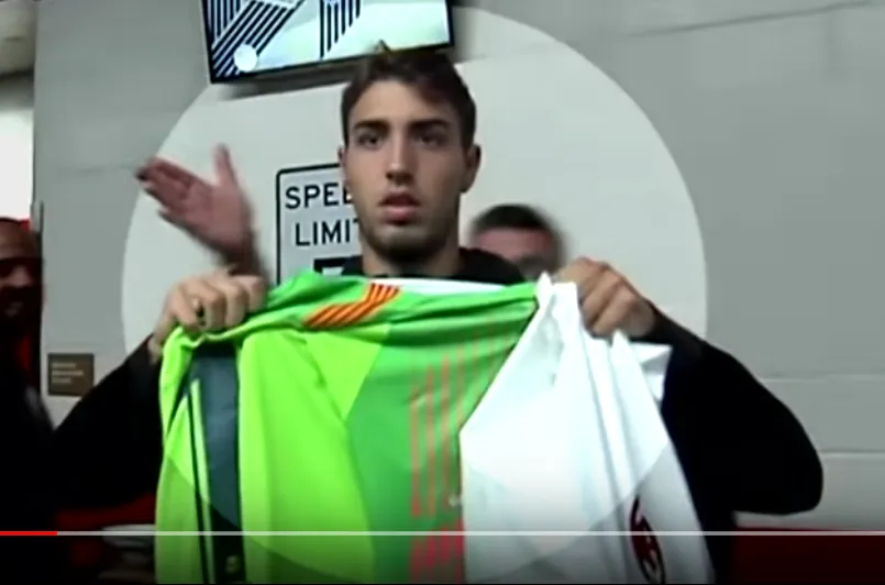 BÊN LỀ: “Trương Phi” Gattuso tát thẳng tay sao trẻ dám… khoe áo Barca ảnh 1