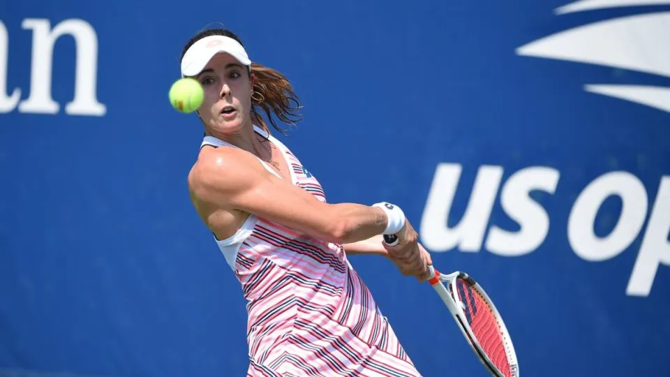 Tay vợt nữ người Pháp Alize Cornet