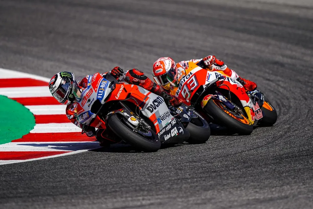 Đua xe mô tô: Đánh bại Marquez, Dovizioso giành chiến thắng ở Misano ảnh 2