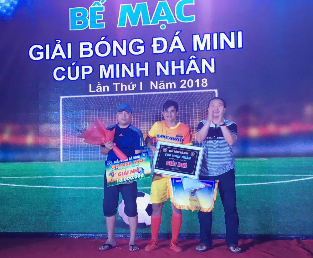 Vắng Vua phủi Capdervilar, Phước Lộc FC vẫn vô địch Cúp Minh Nhân ảnh 1