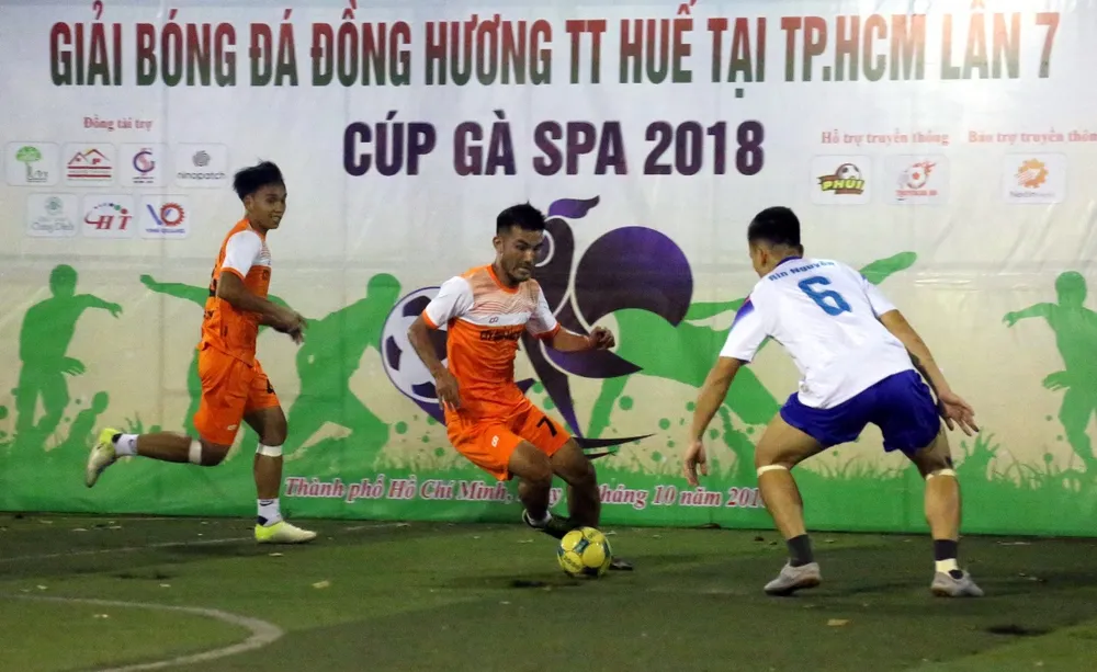 Coach Trung Núi và dàn sao phủi hội tụ ở Giải đồng hương Huế ảnh 4