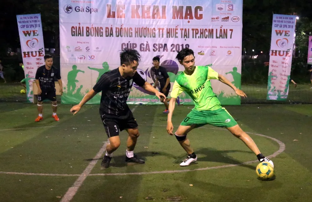 Coach Trung Núi và dàn sao phủi hội tụ ở Giải đồng hương Huế ảnh 6