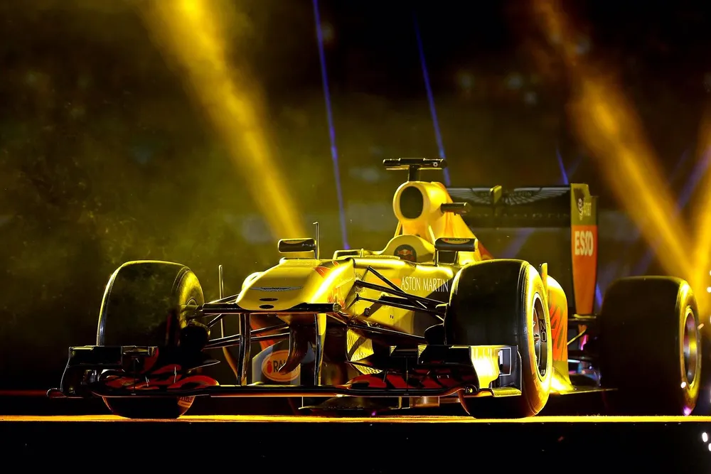 Đua xe F1 đến Việt Nam: Cơ hội gặp Hamilton, Vettel rất gần ảnh 6