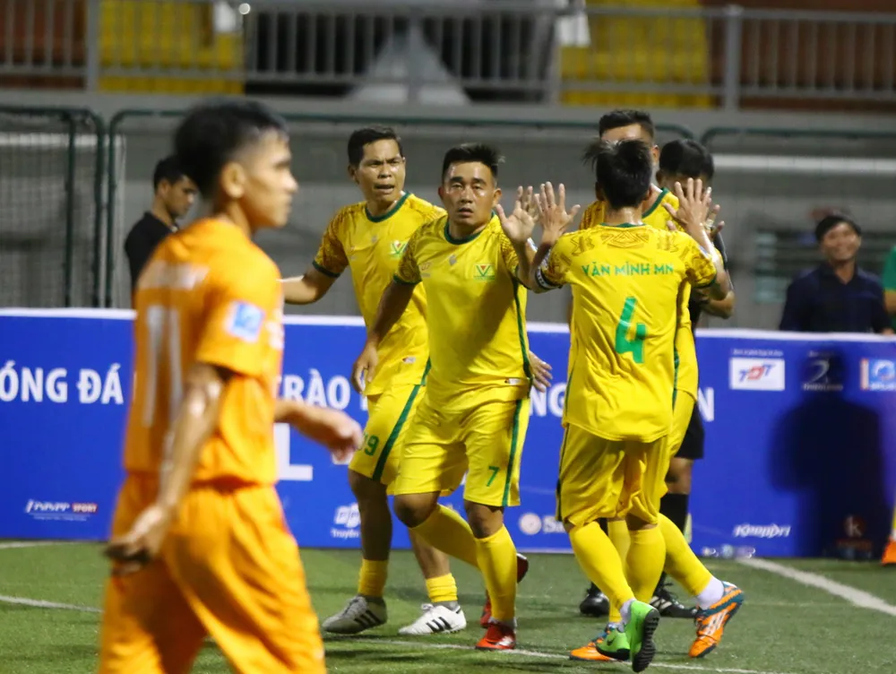 Một ngày với giải phủi số 1 Sài Gòn ảnh 6