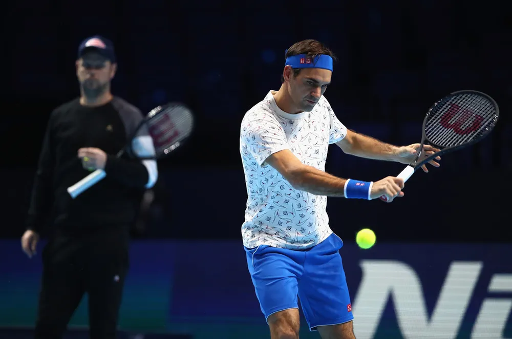Roger Federer ráo riết tập luyện trước sự chỉ đạo của Severin Luthi